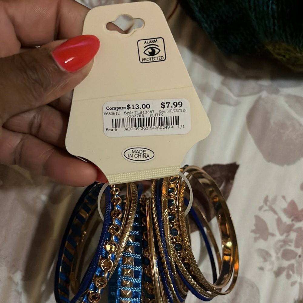 NWT bracelets - Picture 2 of 2